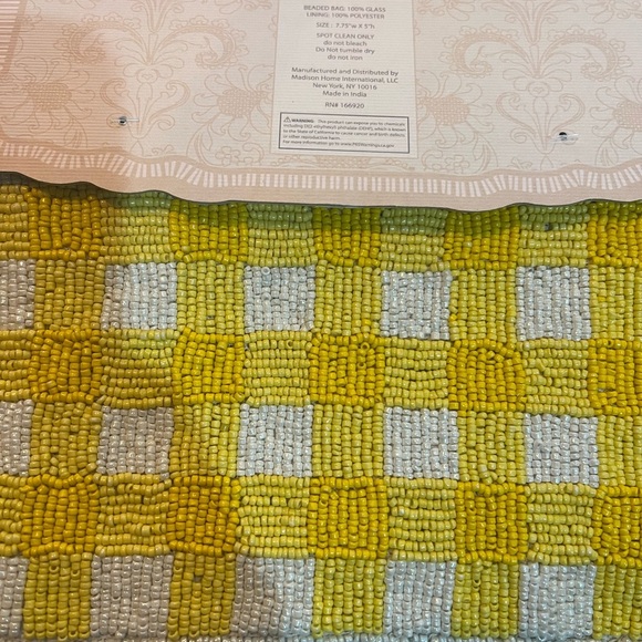 Wandering Moon | Lemon Beaded Bag 🍋 - Picture 6 of 6